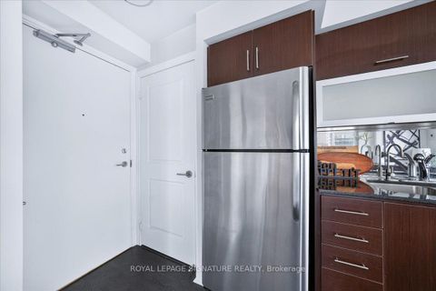 Photo 3 at 702 - 100 Western Battery Road, Niagara, Toronto
