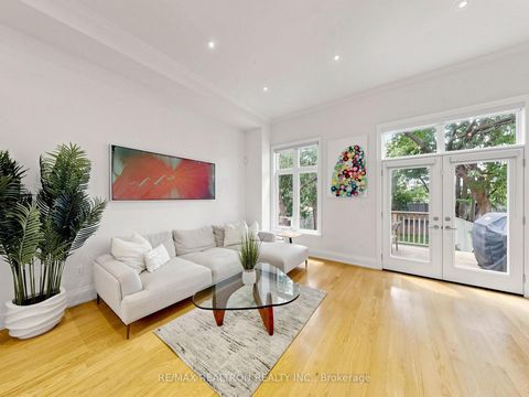 Photo 9 at 402 Glen Park Avenue, Glen Park, Toronto