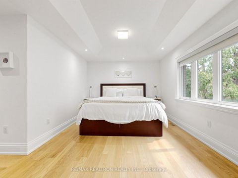 Photo 22 at 402 Glen Park Avenue, Glen Park, Toronto