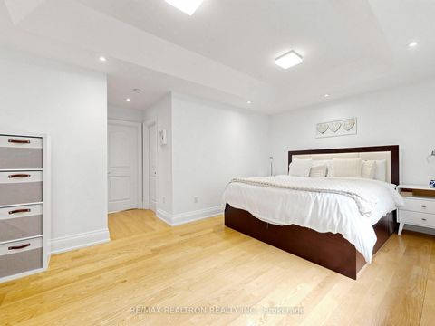 Photo 23 at 402 Glen Park Avenue, Glen Park, Toronto