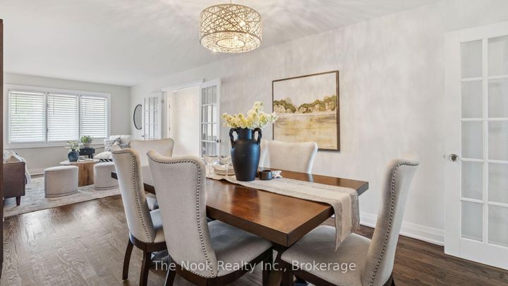 Photo 6 at 938 Wetherby Lane, Rathwood, Mississauga