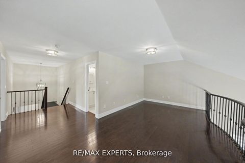 Photo 40 at 4 Sim Hill Crescent, King City, King