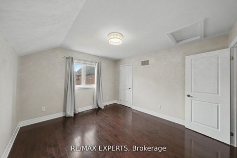 Photo 44 at 4 Sim Hill Crescent, King City, King