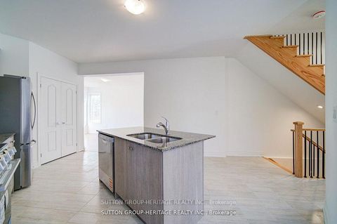 Photo 14 at 21 Deer Creek Court, Centennial Scarborough, Toronto