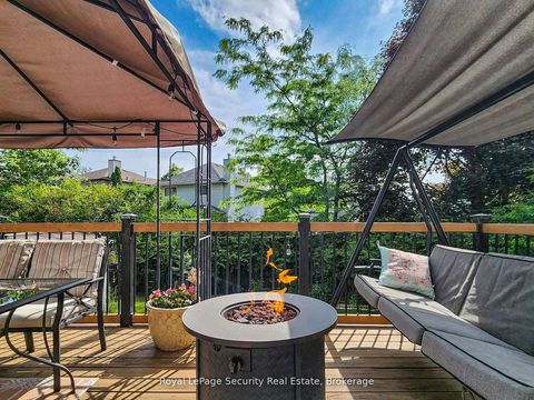 Photo 40 at 122 Browning Trail, Letitia Heights, Barrie