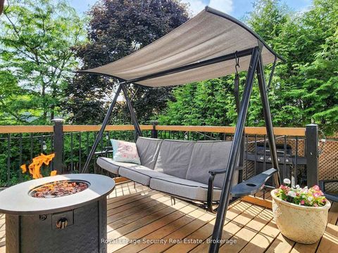 Photo 41 at 122 Browning Trail, Letitia Heights, Barrie