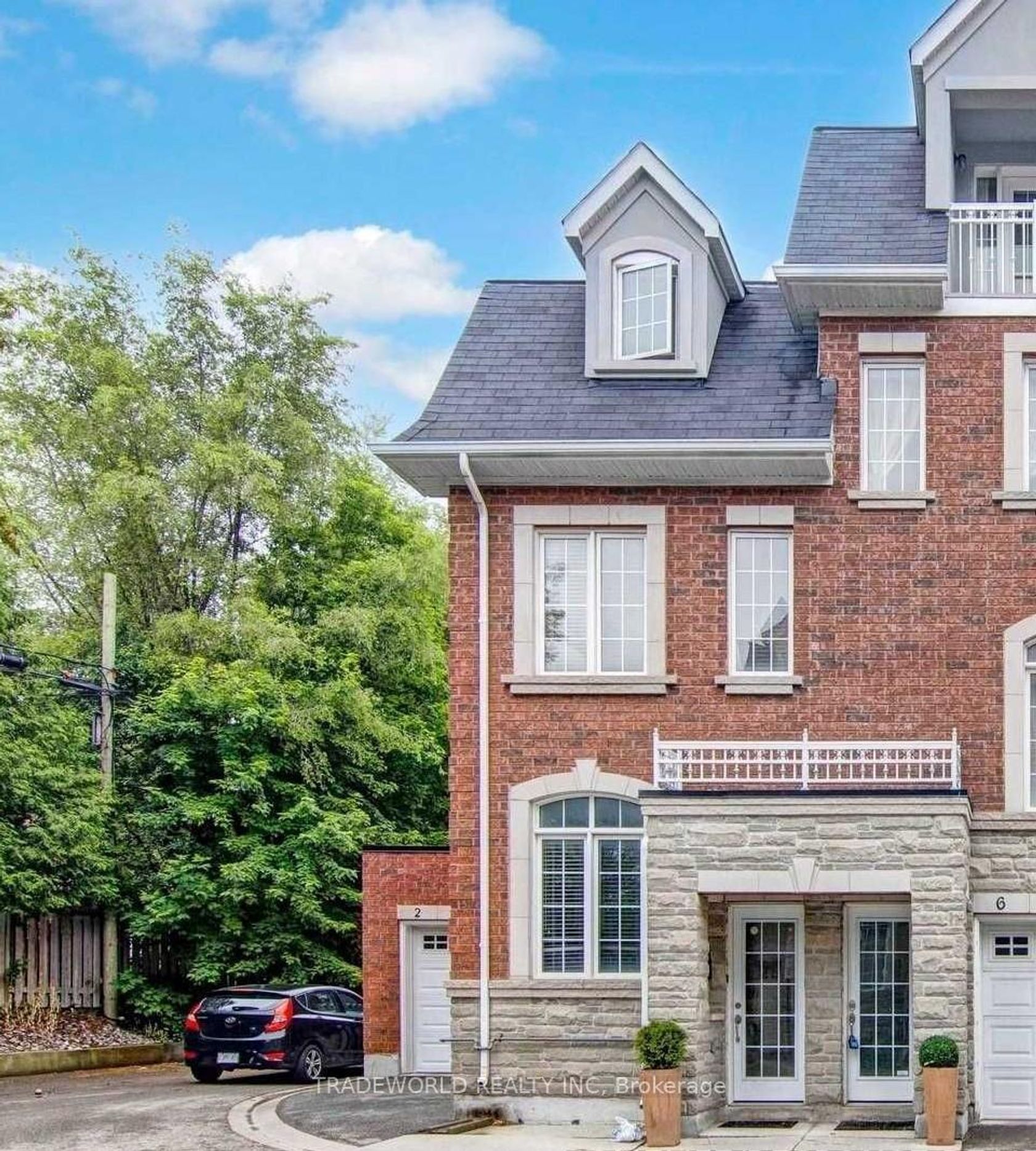 2 Hayes Lane, Willowdale East, Toronto 