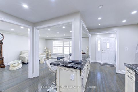 Photo 13 at 6 Evernby Boulevard, The Westway, Toronto