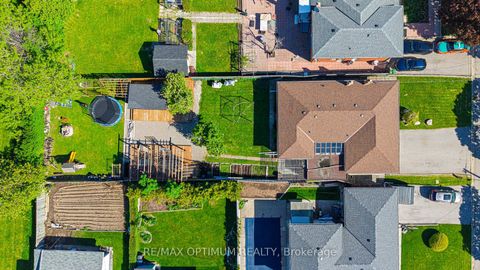 Photo 43 at 6 Evernby Boulevard, The Westway, Toronto