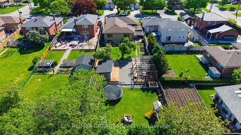 Photo 46 at 6 Evernby Boulevard, The Westway, Toronto