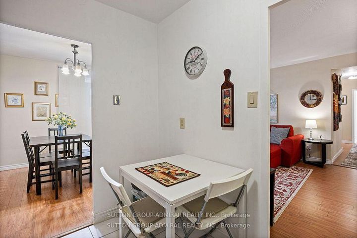 Photo 14 at 406 - 825 Kennedy Road N, Ionview, Toronto