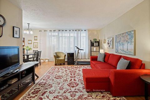Photo 5 at 406 - 825 Kennedy Road N, Ionview, Toronto