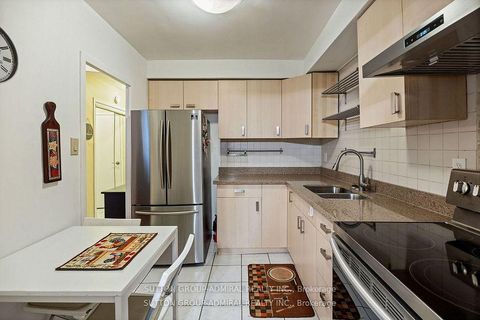 Photo 11 at 406 - 825 Kennedy Road N, Ionview, Toronto