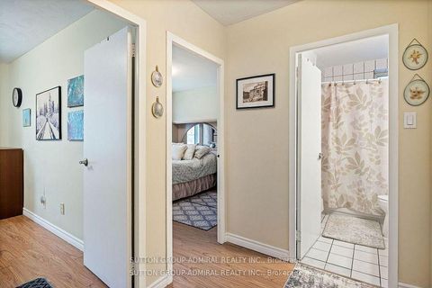 Photo 16 at 406 - 825 Kennedy Road N, Ionview, Toronto