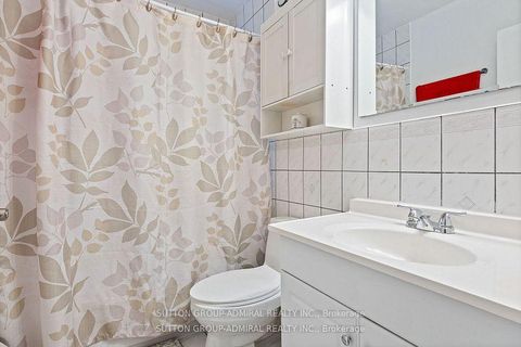 Photo 21 at 406 - 825 Kennedy Road N, Ionview, Toronto