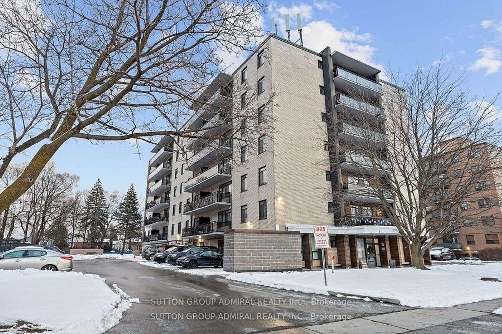 406 - 825 Kennedy Road N, Ionview, Toronto 