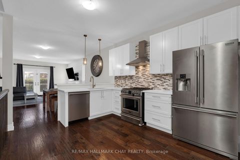Photo 4 at 69 Prince George Crescent, Shore, Barrie