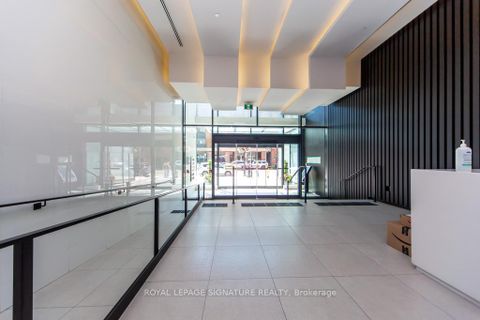 Photo 2 at 1019 - 158 Front Street E, Moss Park, Toronto