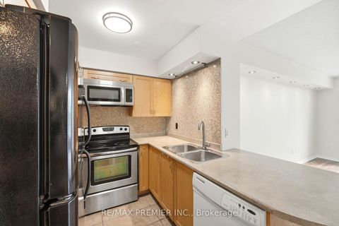 Photo 11 at 306 - 2772 Keele Street, CFB, Toronto