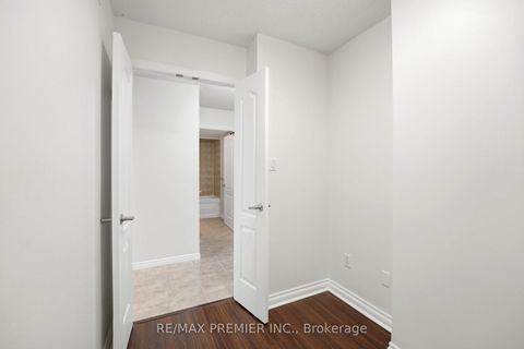 Photo 18 at 306 - 2772 Keele Street, CFB, Toronto