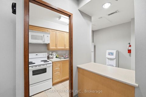 Photo 24 at 306 - 2772 Keele Street, CFB, Toronto