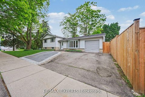 Photo 1 at 32 Oak Court, Aurora Village, Aurora
