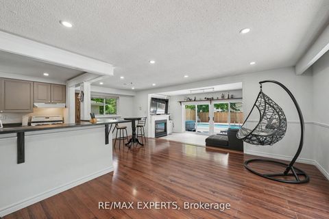 Photo 7 at 32 Oak Court, Aurora Village, Aurora