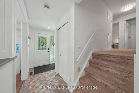 Photo 17 at 32 Oak Court, Aurora Village, Aurora