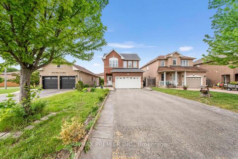 Photo 2 at 1248 Mary-Lou Street, Alcona, Innisfil