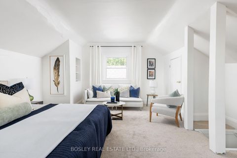 Photo 14 at 247 Gainsborough Road, Woodbine Corridor, Toronto
