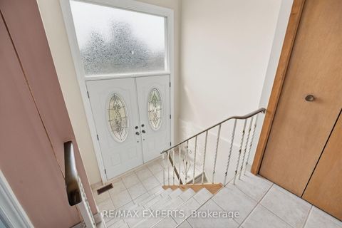 Photo 4 at 302 Hullmar Drive, Black Creek, Toronto