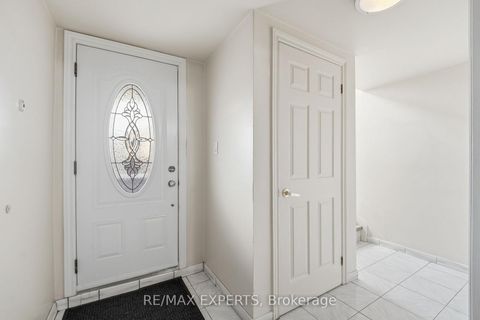 Photo 18 at 302 Hullmar Drive, Black Creek, Toronto