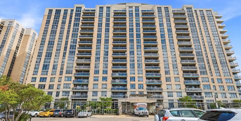 Photo 1 at 727 - 18 Mondeo Drive, Dorset Park, Toronto