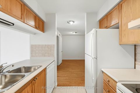 Photo 10 at 727 - 18 Mondeo Drive, Dorset Park, Toronto