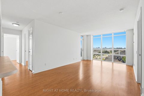 Photo 13 at 727 - 18 Mondeo Drive, Dorset Park, Toronto