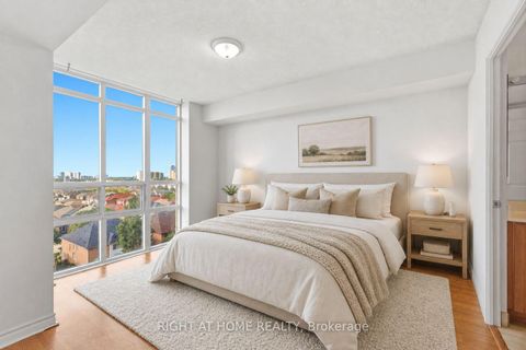 Photo 18 at 727 - 18 Mondeo Drive, Dorset Park, Toronto