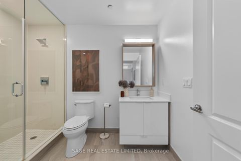 Photo 15 at 1128 - 543 Richmond Street W, Waterfront Communities C1, Toronto
