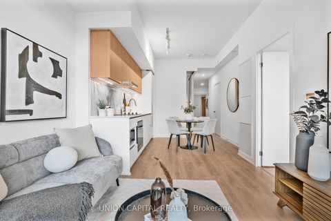 Photo 4 at 302 - 1100 Sheppard Avenue W, York University Heights, Toronto