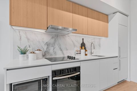 Photo 6 at 302 - 1100 Sheppard Avenue W, York University Heights, Toronto