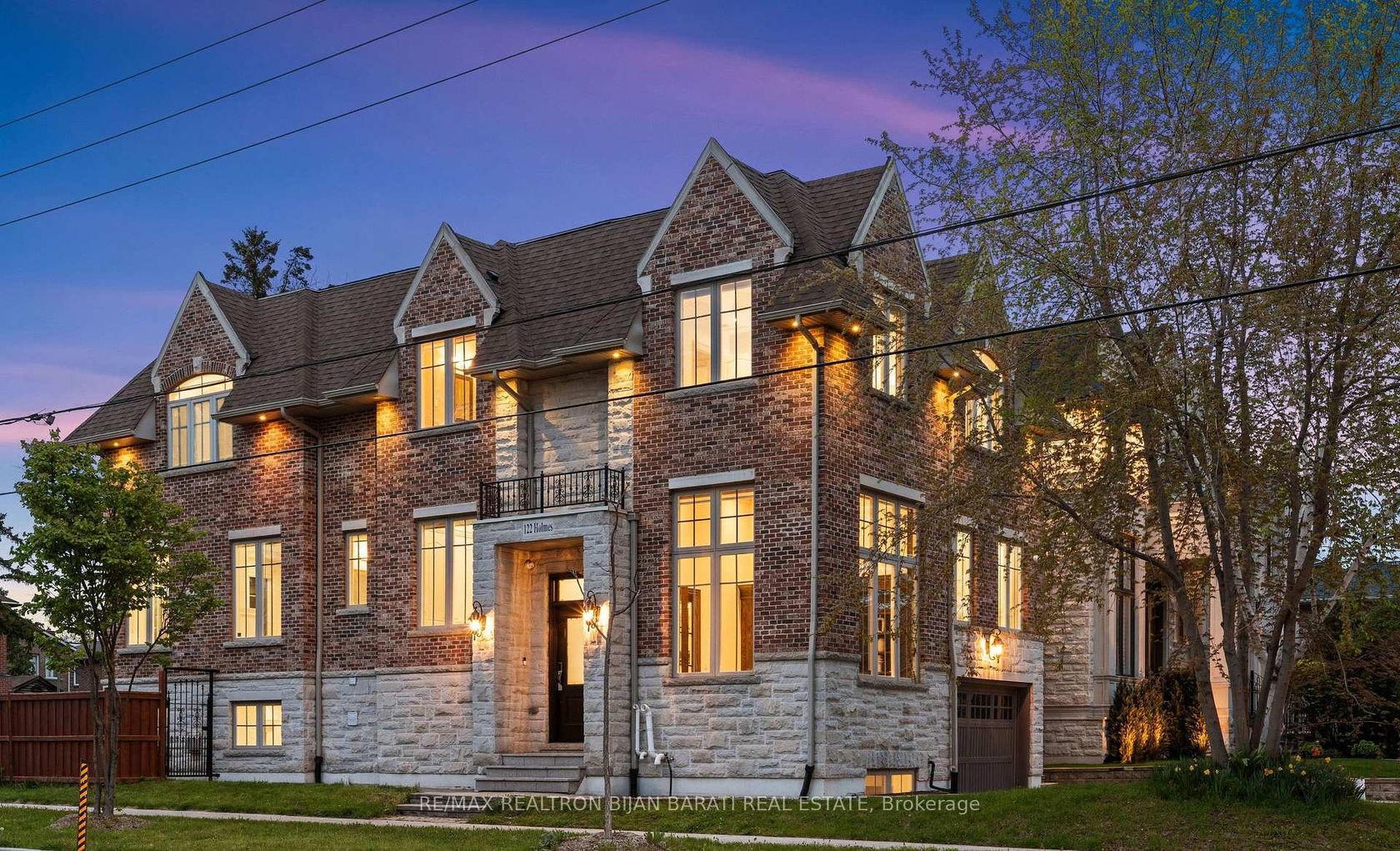 122 Holmes Avenue, Willowdale East, Toronto 