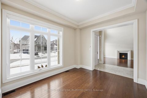Photo 7 at 7 Kinghorn Road, King City, King