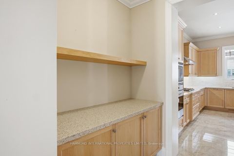 Photo 14 at 7 Kinghorn Road, King City, King