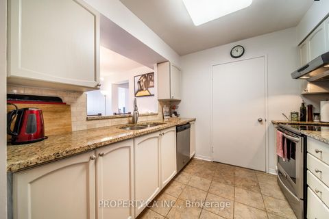 Photo 3 at 608 - 70 Mill Street, Waterfront Communities C8, Toronto