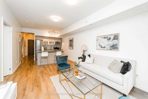 Photo 7 at 622 - 68 Abell Street, Little Portugal, Toronto