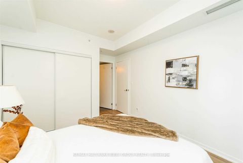 Photo 11 at 622 - 68 Abell Street, Little Portugal, Toronto