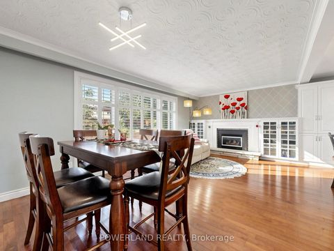 Photo 21 at 7 Laurentide Avenue, Aurora Heights, Aurora