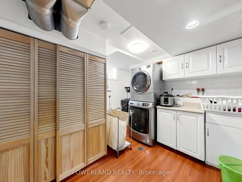 Photo 36 at 7 Laurentide Avenue, Aurora Heights, Aurora