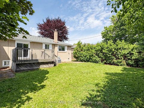 Photo 46 at 7 Laurentide Avenue, Aurora Heights, Aurora