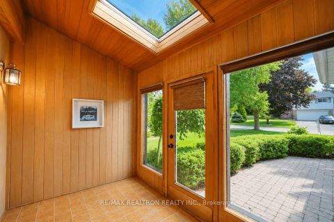 Photo 5 at 18 Debra Crescent, Allandale Heights, Barrie