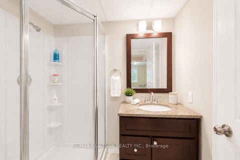 Photo 35 at 18 Debra Crescent, Allandale Heights, Barrie